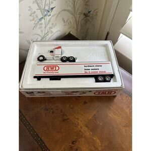 Vintage 1989 ERTL Die-Cast Metal HWI International Cab With Trailer Semi